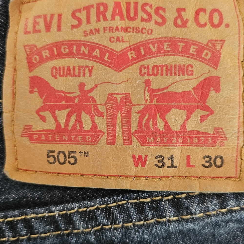 Levi's 505 Men's Straight Jeans Classic Indigo Perfect Condition - Picture 2 of 2